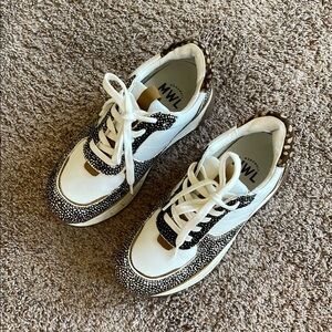 Madewell White and Brown MWL Sneakers
091